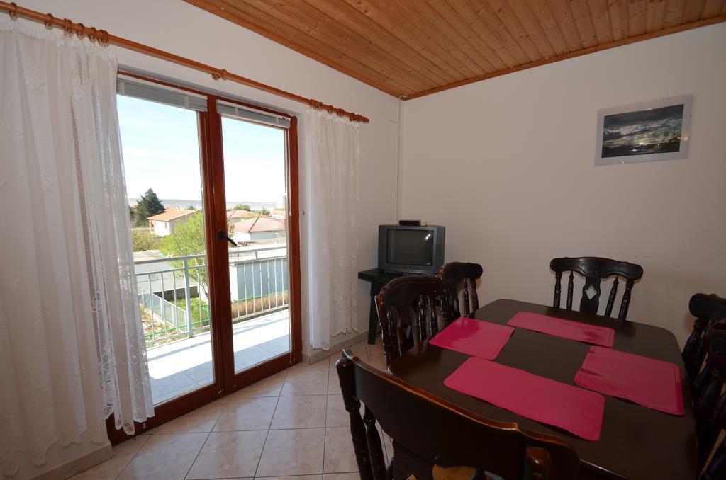 Apartments Cico Starigrad Paklenica Bagian luar foto