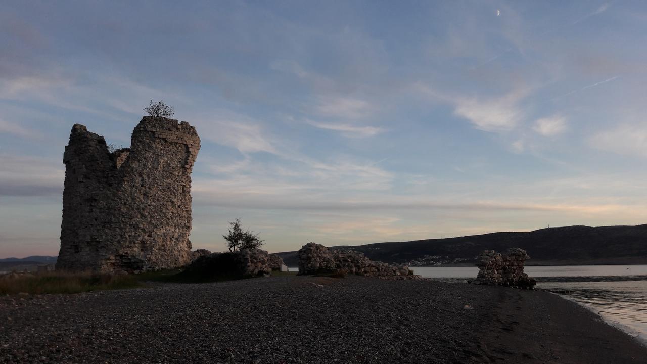 Apartments Cico Starigrad Paklenica Bagian luar foto